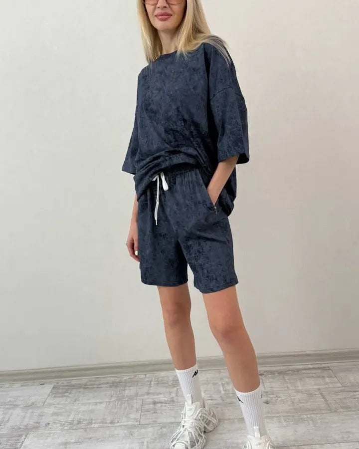 Damen elegantes Freizeit-Set aus locker sitzendem T-Shirt und kurzen Pants R&B