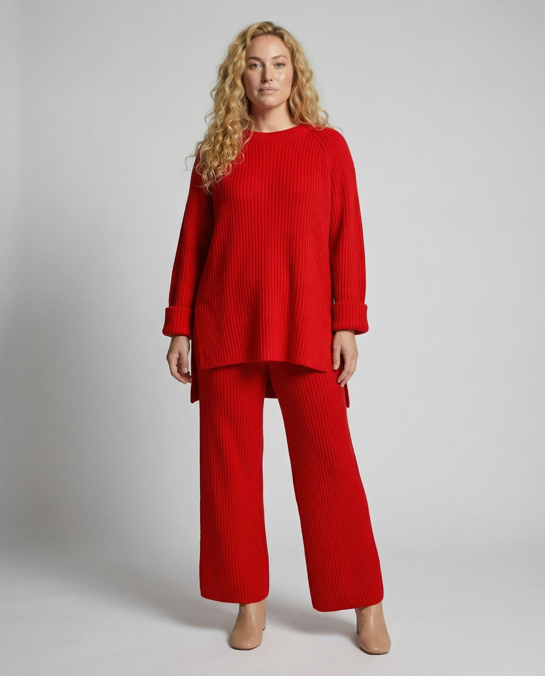 Damen Strickanzug mit weitem Schnitt und eleganten Details R&B