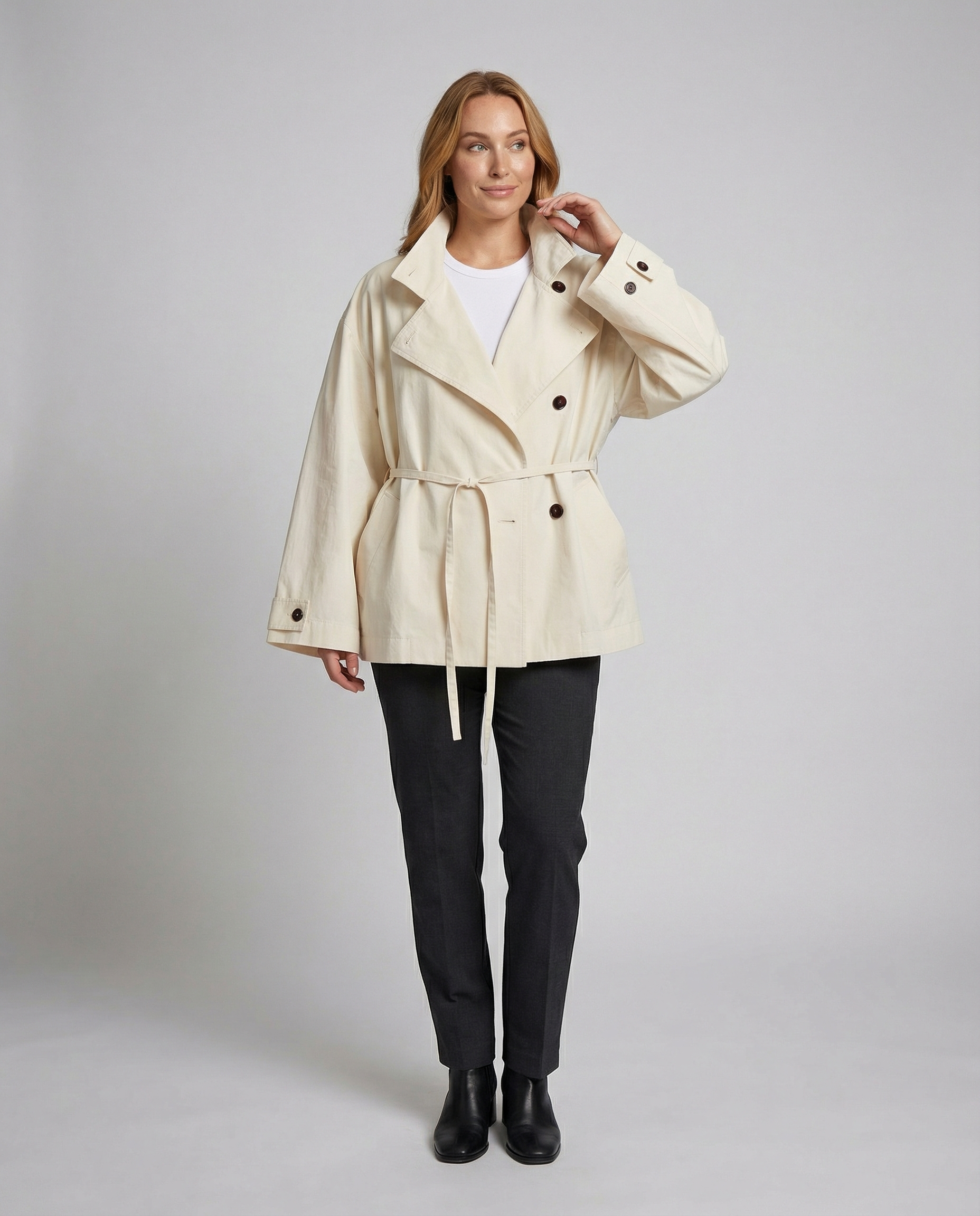 Übergangsjacke Damen sportlich elegant mit asymmetrischem Schnitt