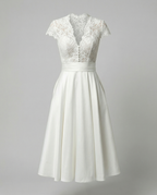 Damen Hochwertiges Hochzeitskleid mit Spitzendetails und schwingendem Rock R&B