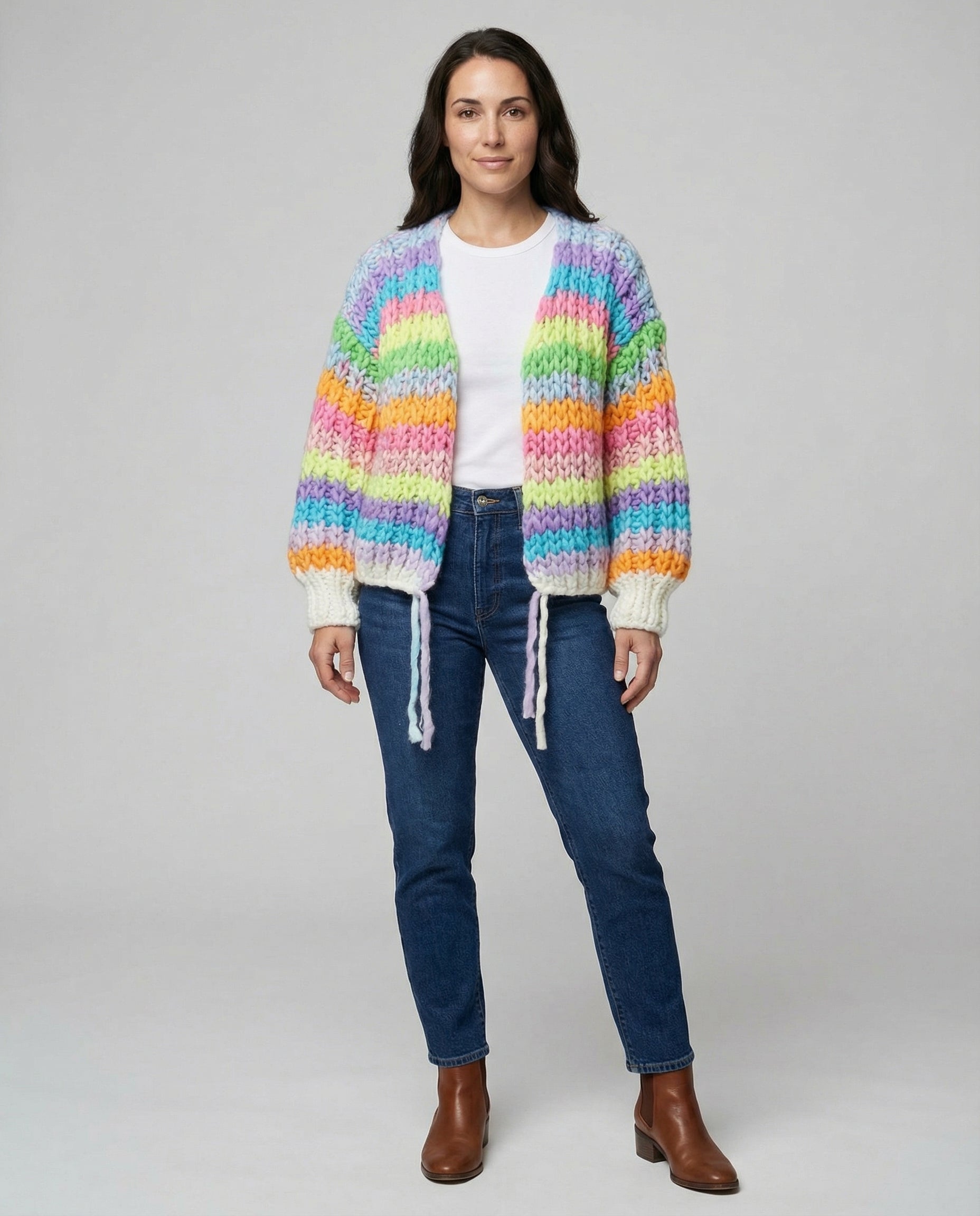 Warmer Stylischer Strick-Cardigan in Regenbogenfarben