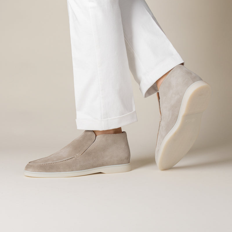 R&B | Slipper