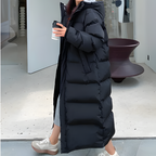 R&B | Pufferjacke mit schrägen Taschen, Reißverschluss, Kapuze und langem Schnitt mit dicken Taschen
