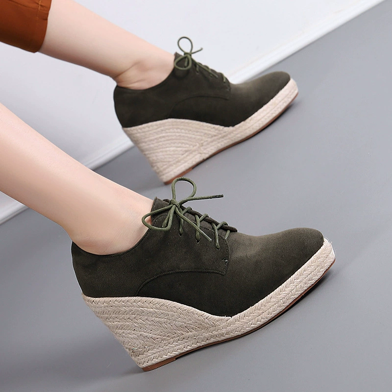 Smarte Ankelstiefel mit Schnürsenkeln R&B