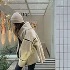 R&B | Schicker Mantel