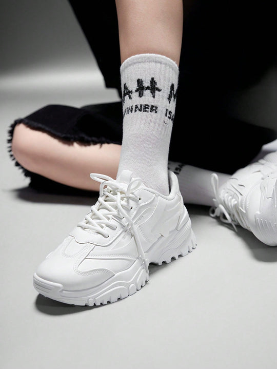 Plattform-Sneaker - Damensneaker mit dicker Sohle und Schnürsenkeln R&B