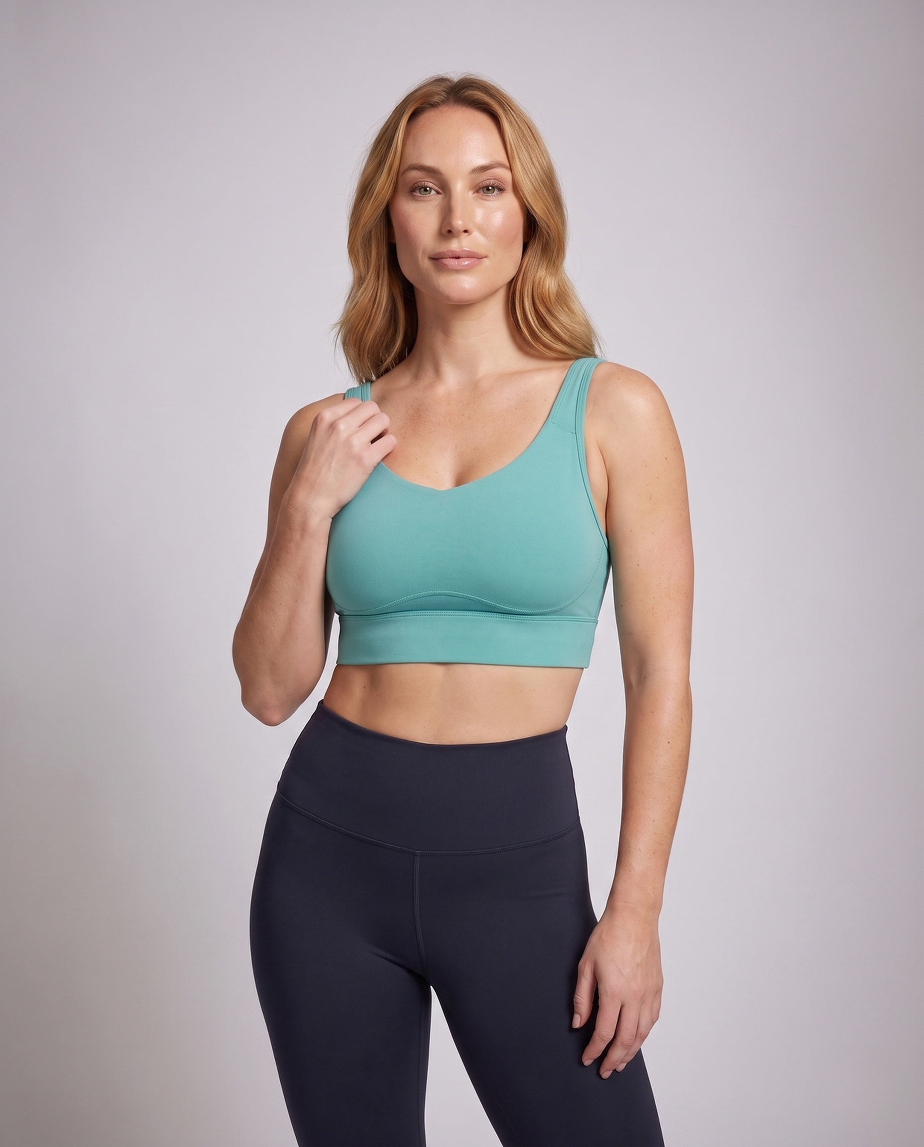 Product 10243020718410 - upper_body