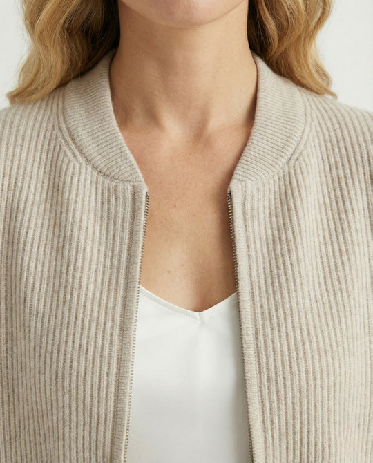 Product 15361861747018 - close_up_detail