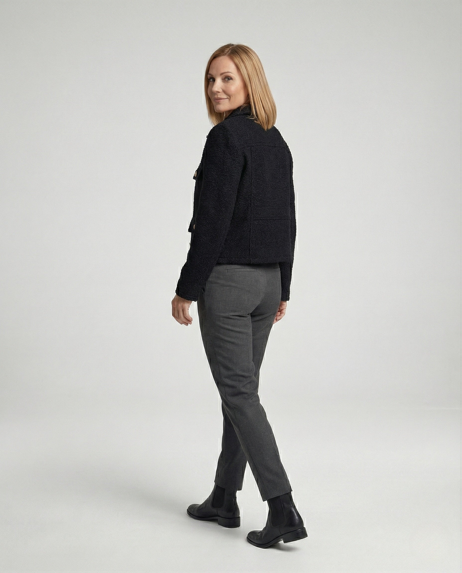 Product 15444958314826 - back_view