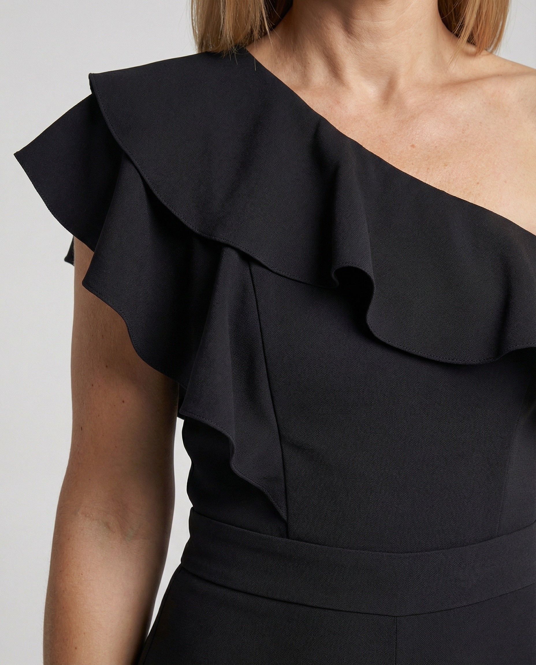 Jumpsuit elegant schulterfrei mit Volant