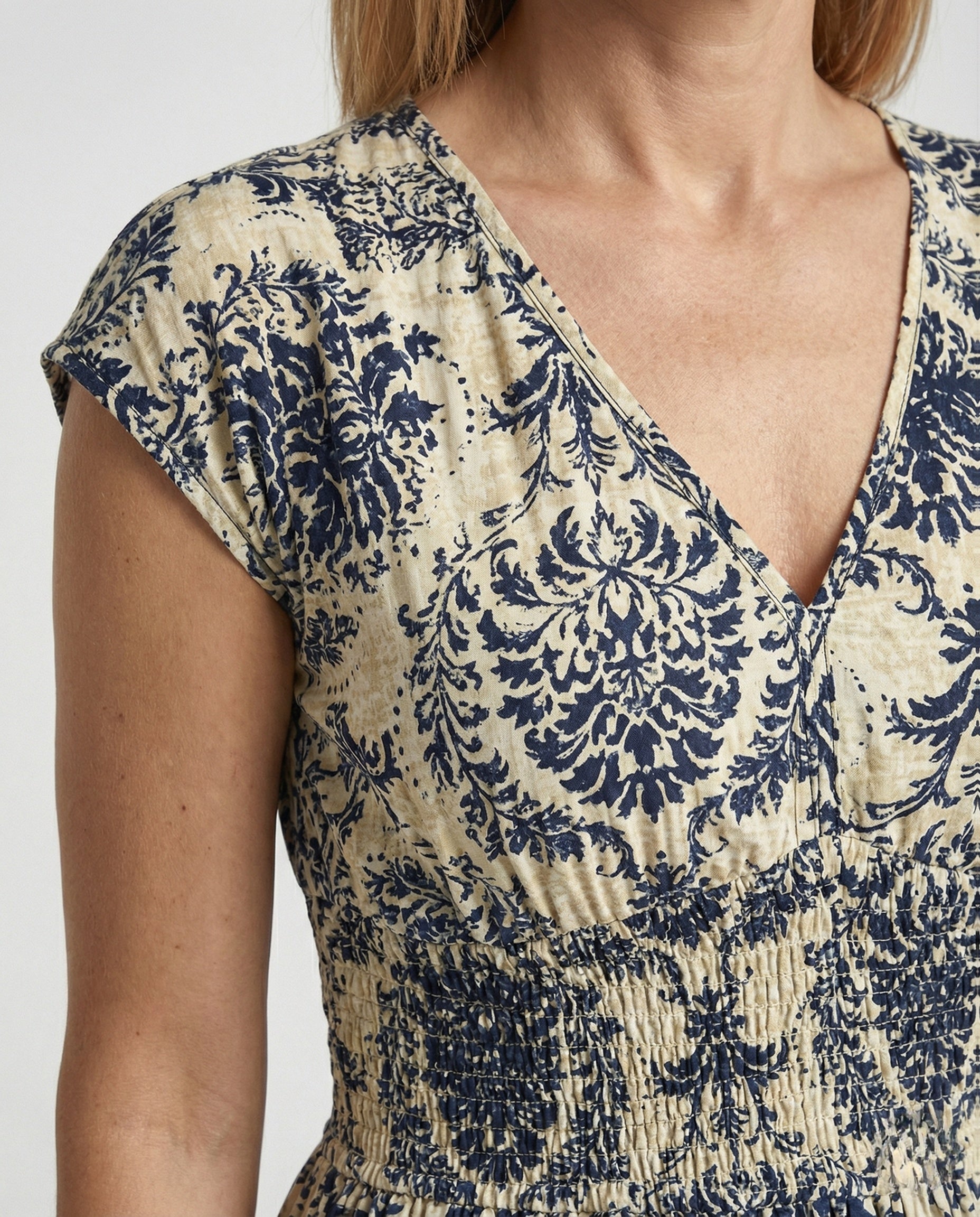 Product 15487935185226 - close_up_detail