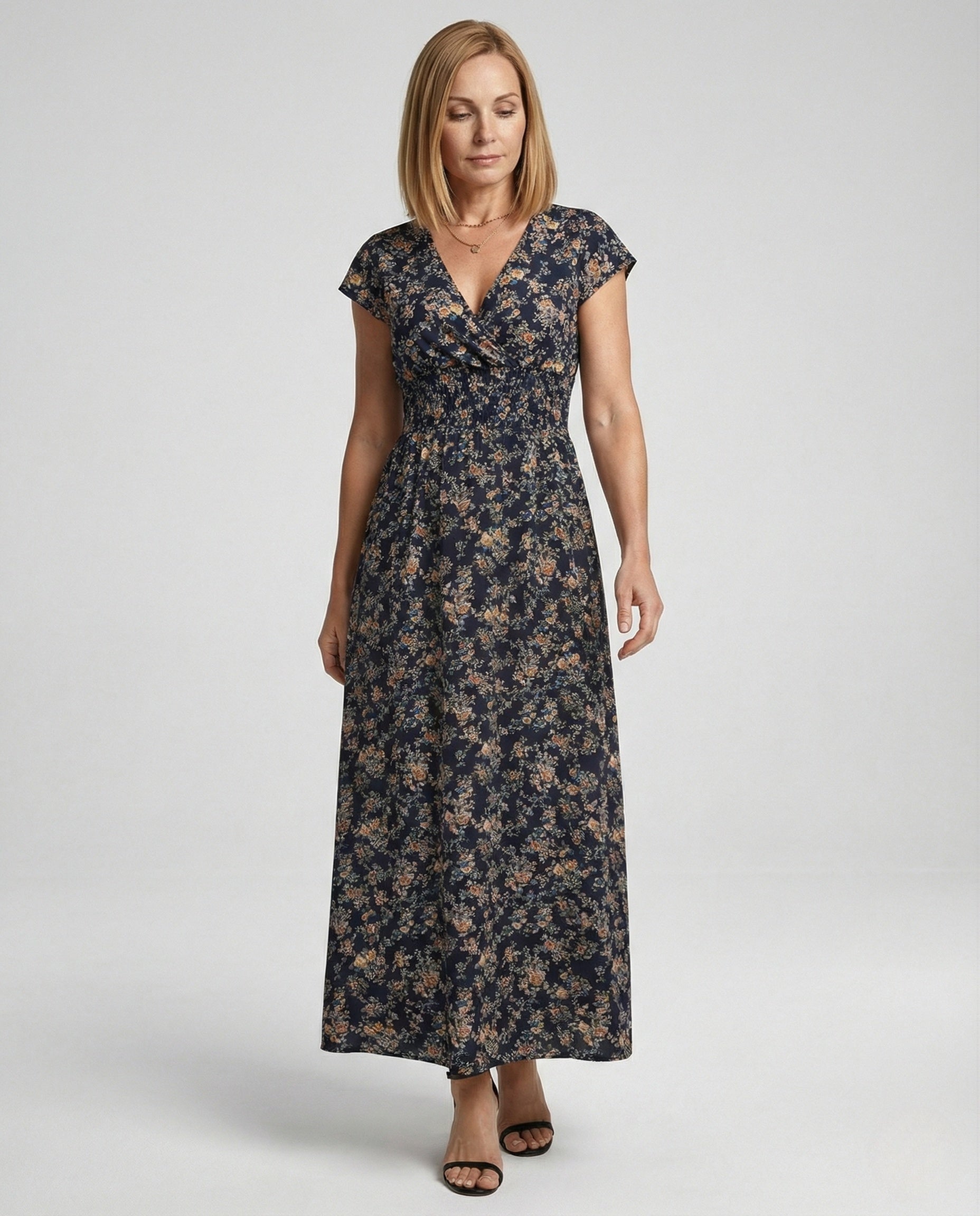 Product 15487994495306 - full_body_front