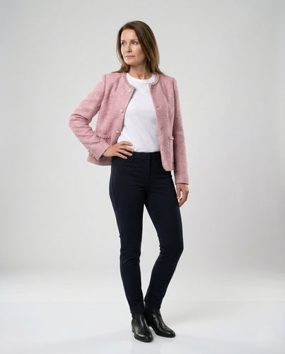 Elegante Bouclé-Kurzjacke mit Perlenbesatz und Schmuckknöpfen R&B