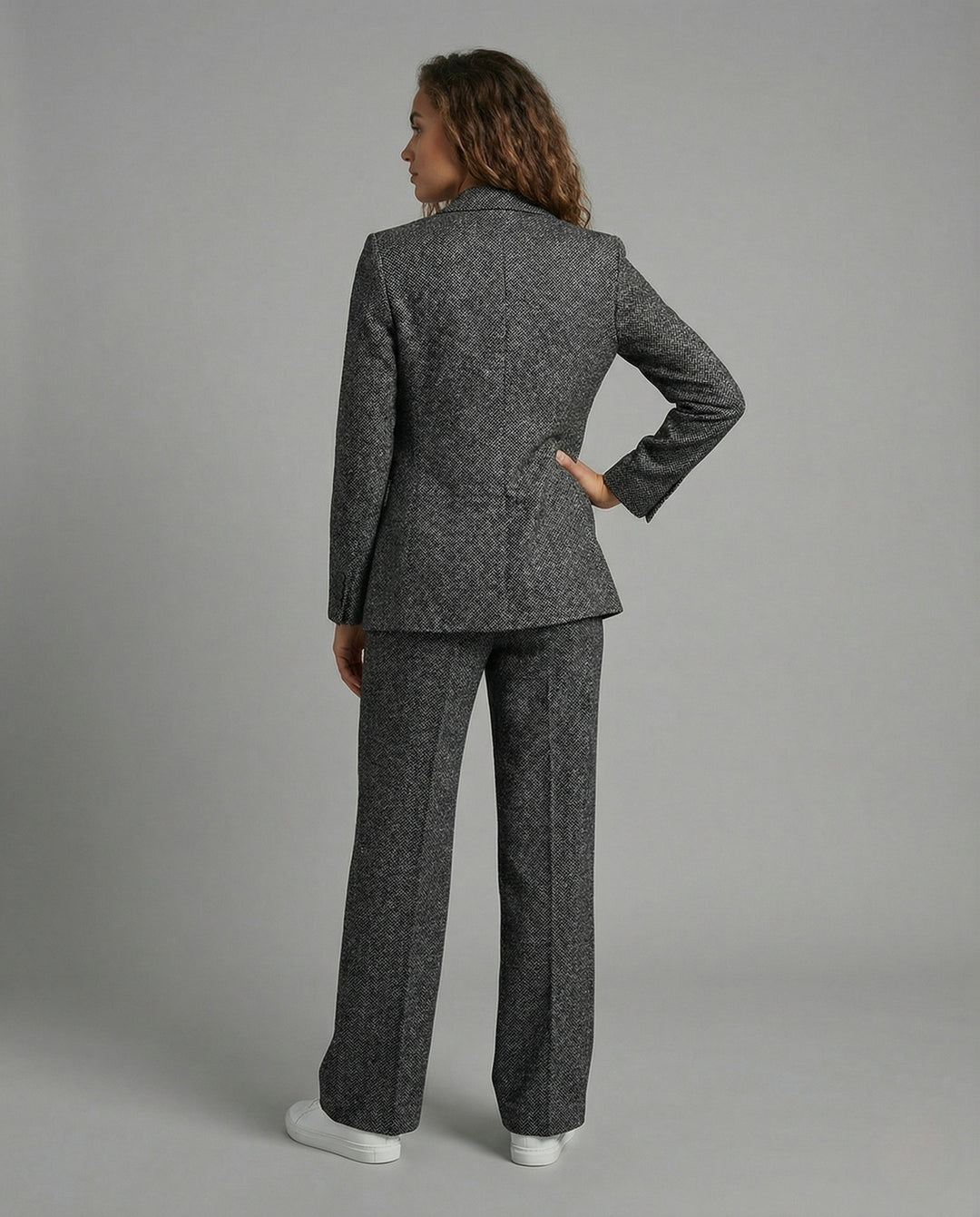 Product 15503243673930 - back_view