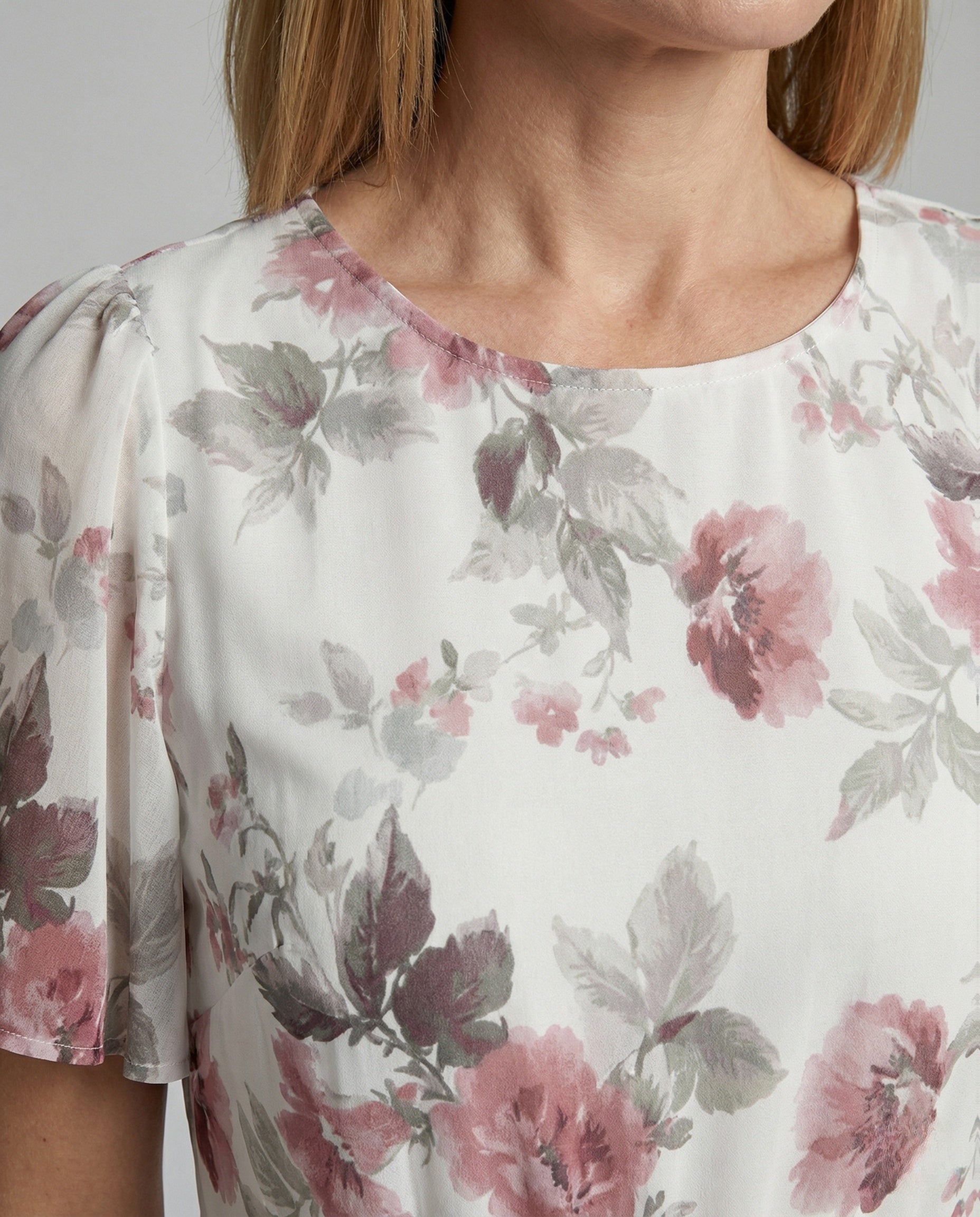 Product 15503797911882 - close_up_detail