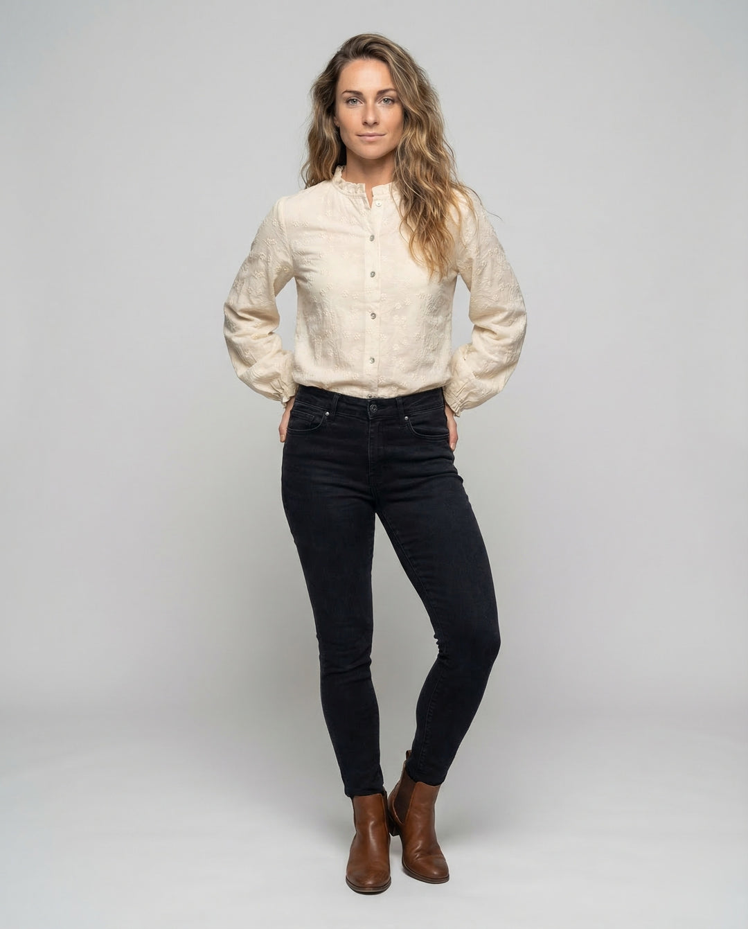 Product 15505979179338 - full_body_front