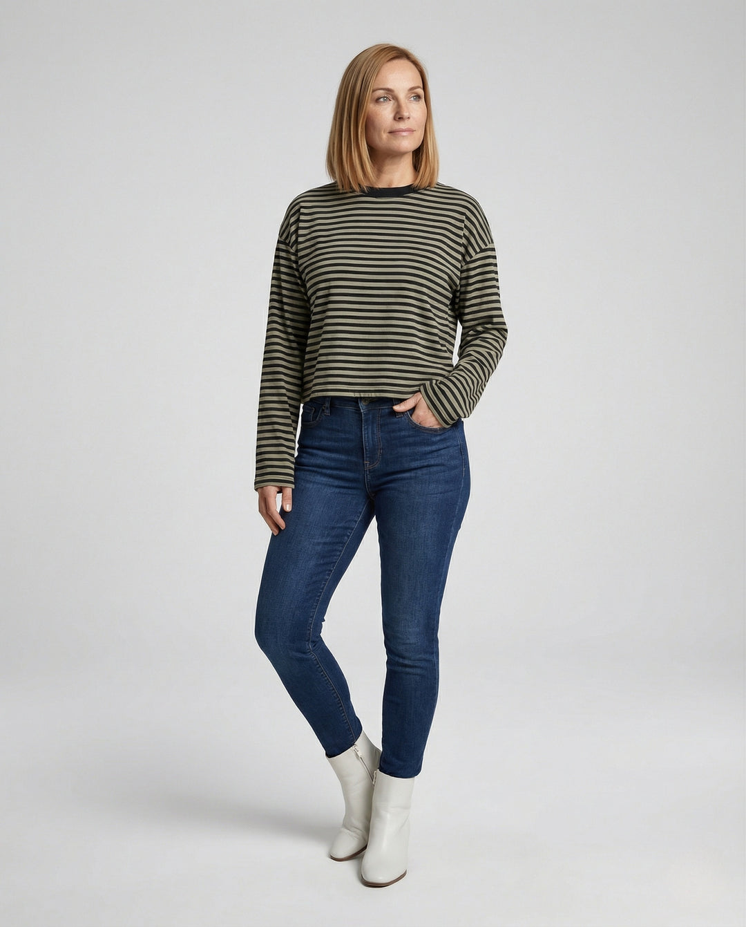 Product 15505980784970 - full_body_front