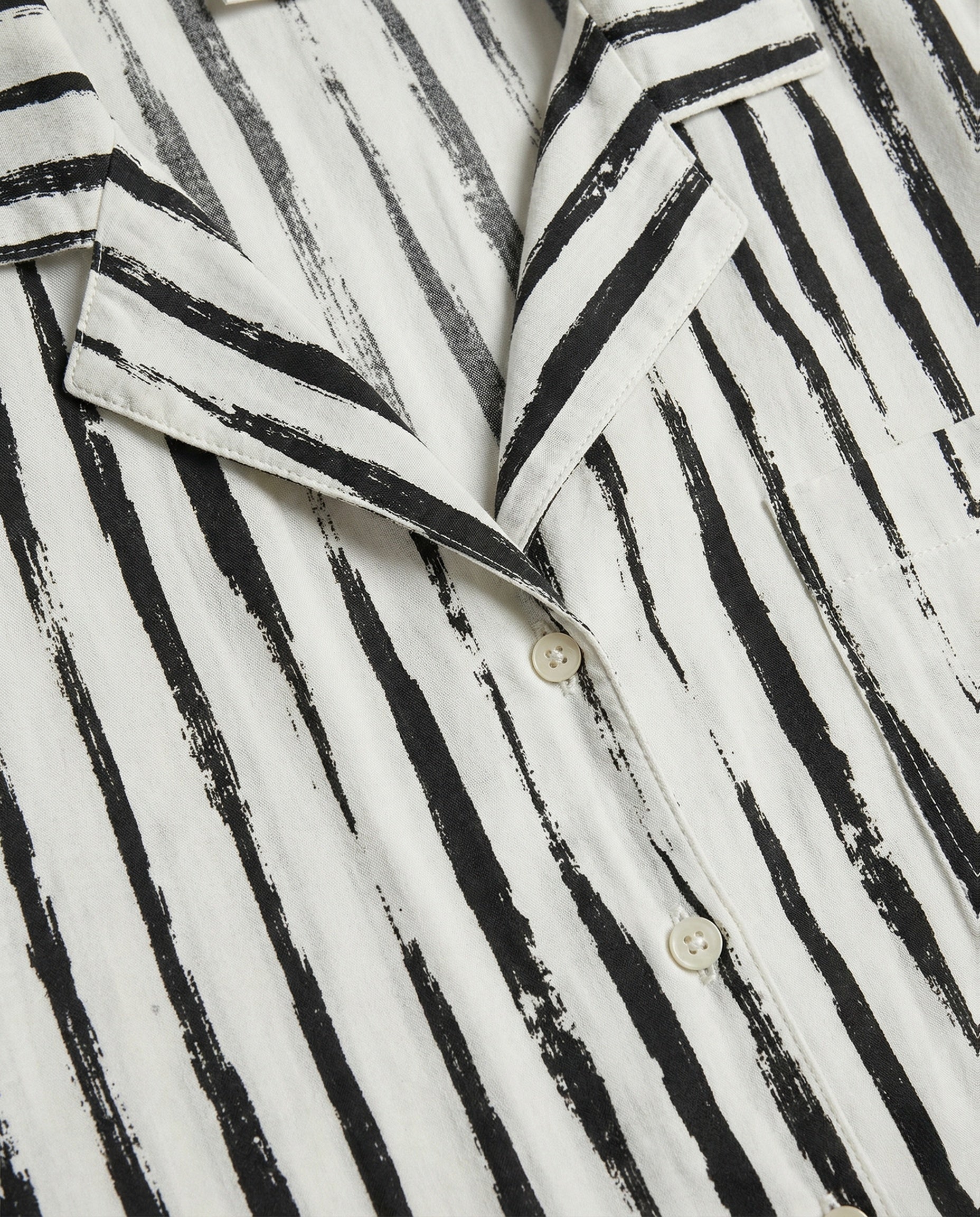 Product 15509576352074 - close_up_detail