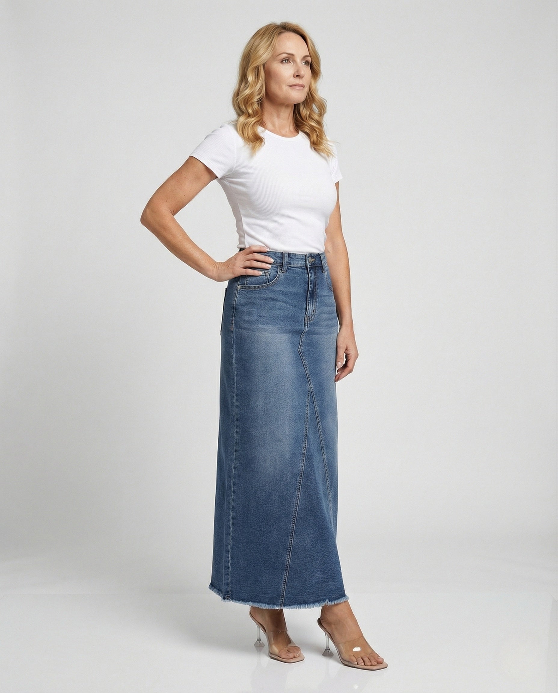 Product 15509579858250 - full_body_front