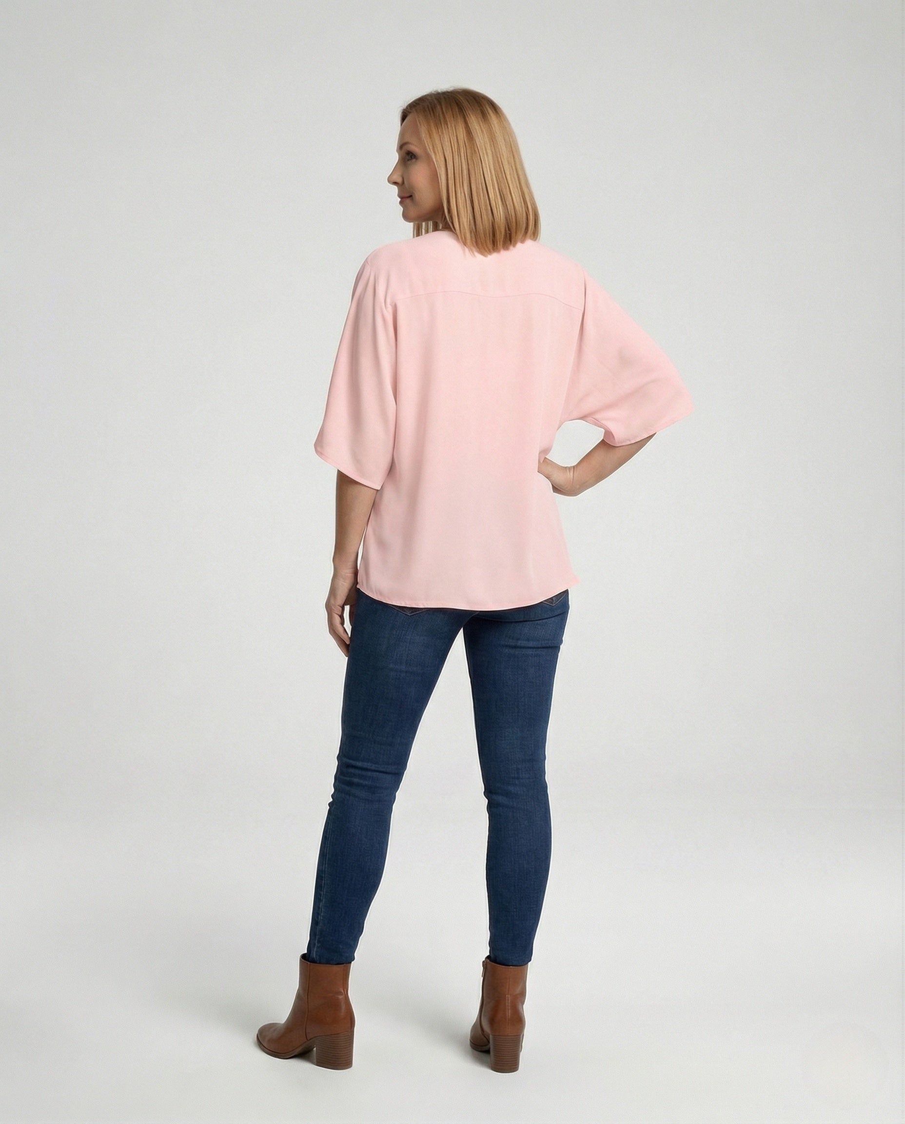 Product 15511755424074 - back_view