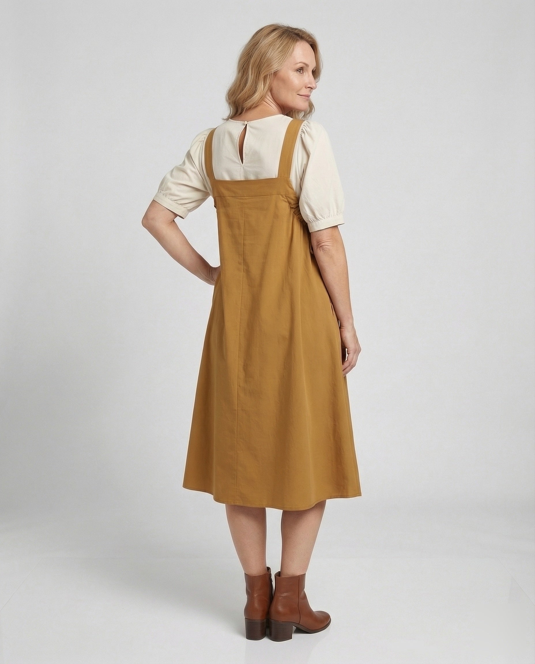 Product 15520720879946 - back_view