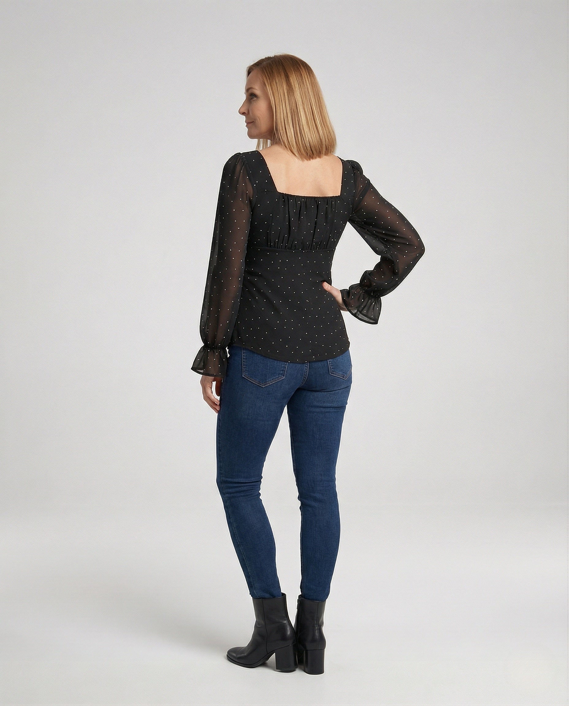 Product 15520724975946 - back_view