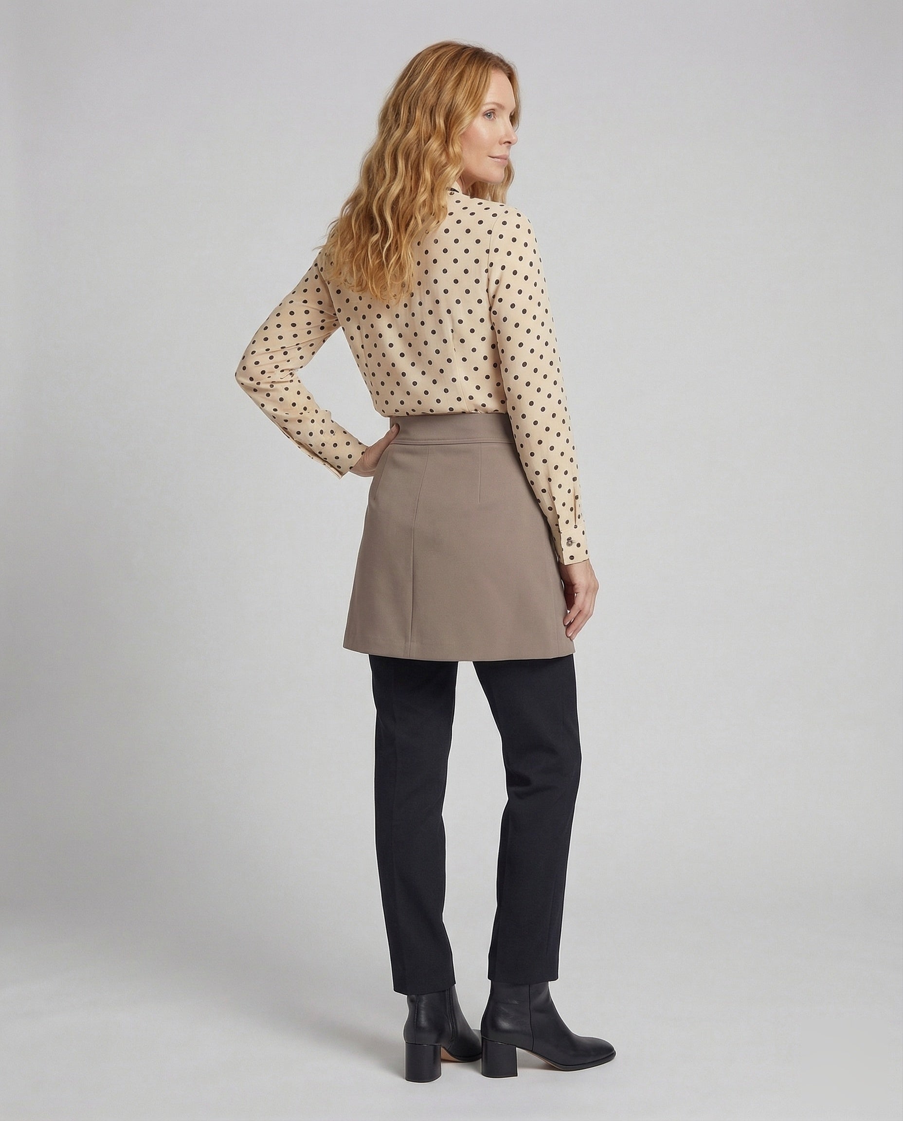 Product 15520728416586 - back_view