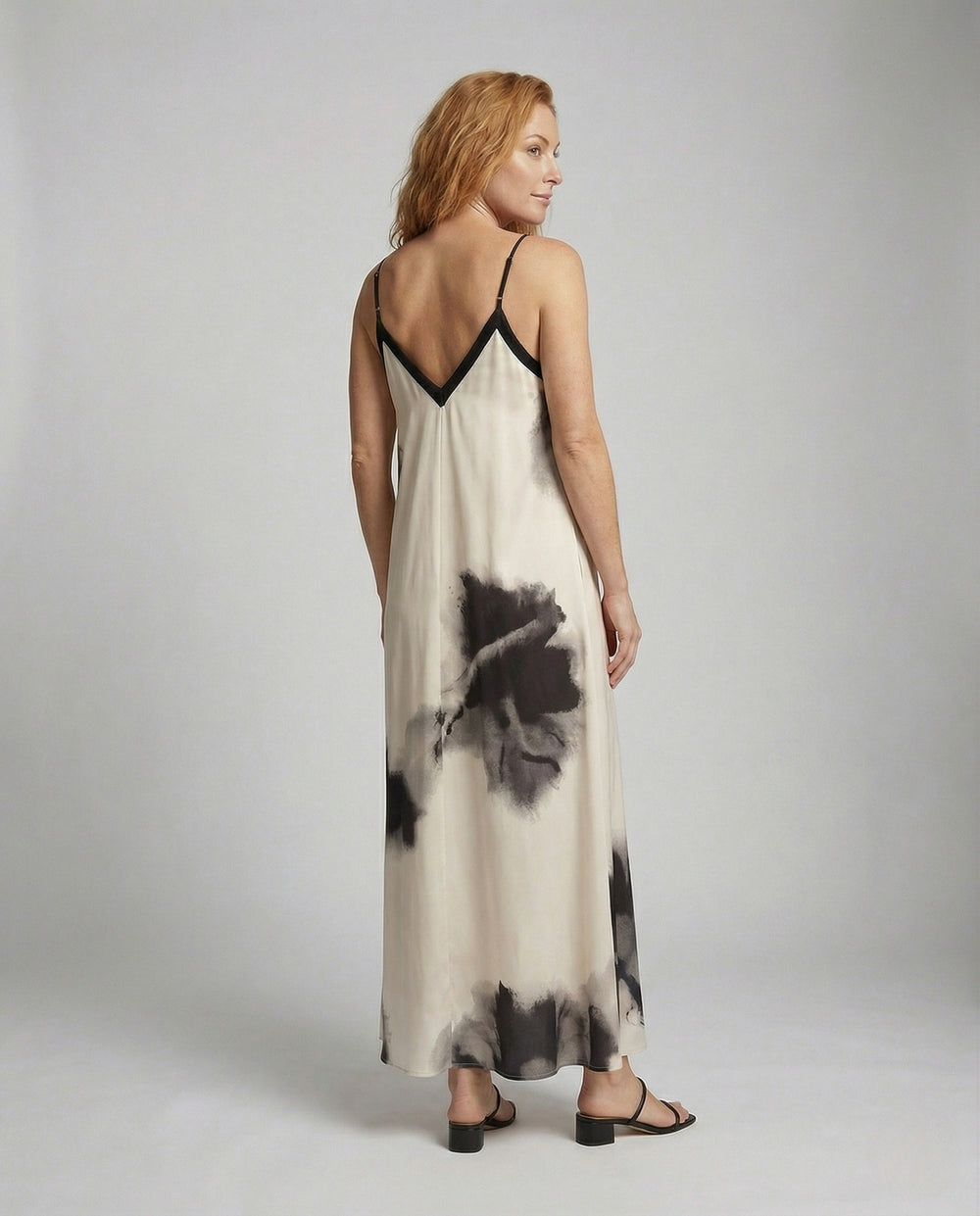 Product 15520729497930 - back_view