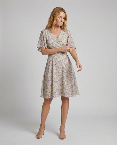 Damen A-Linien Kleid mit Flügelärmeln