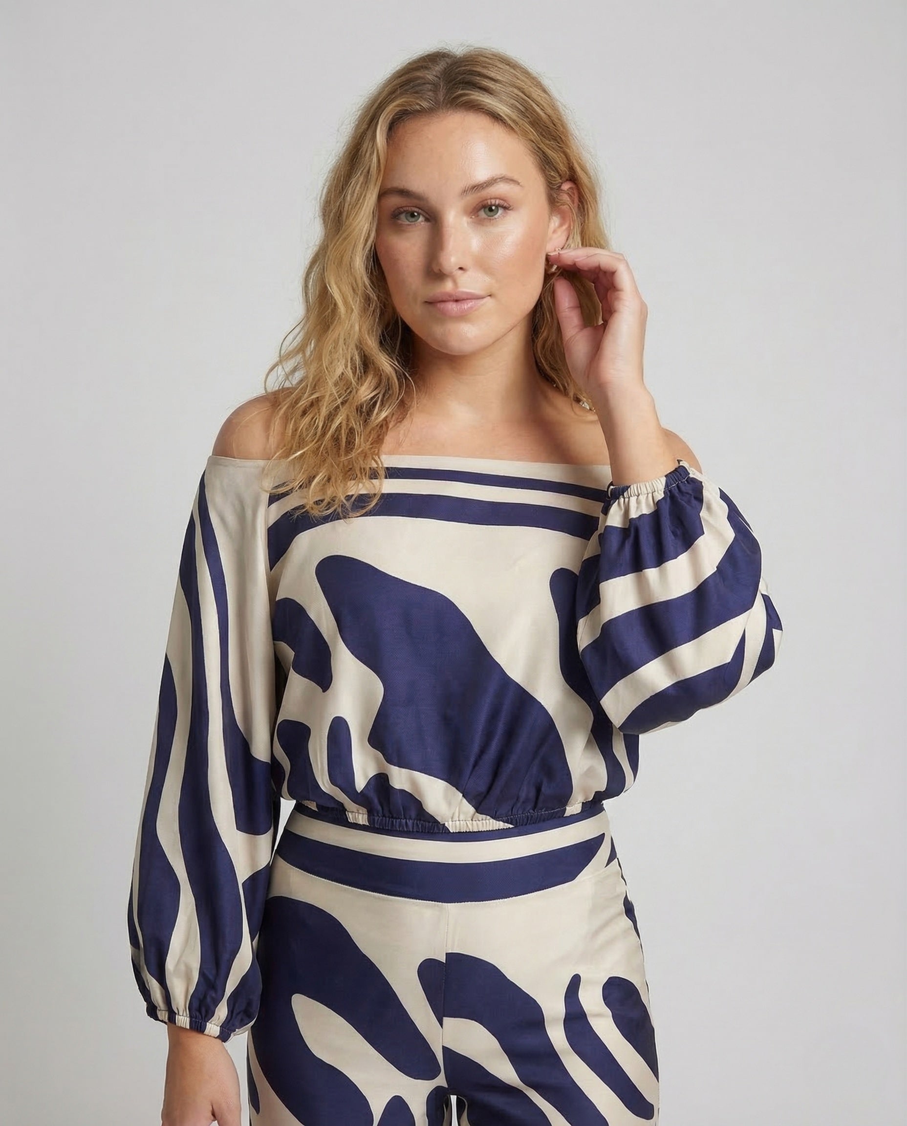 Product 15527655342410 - upper_body