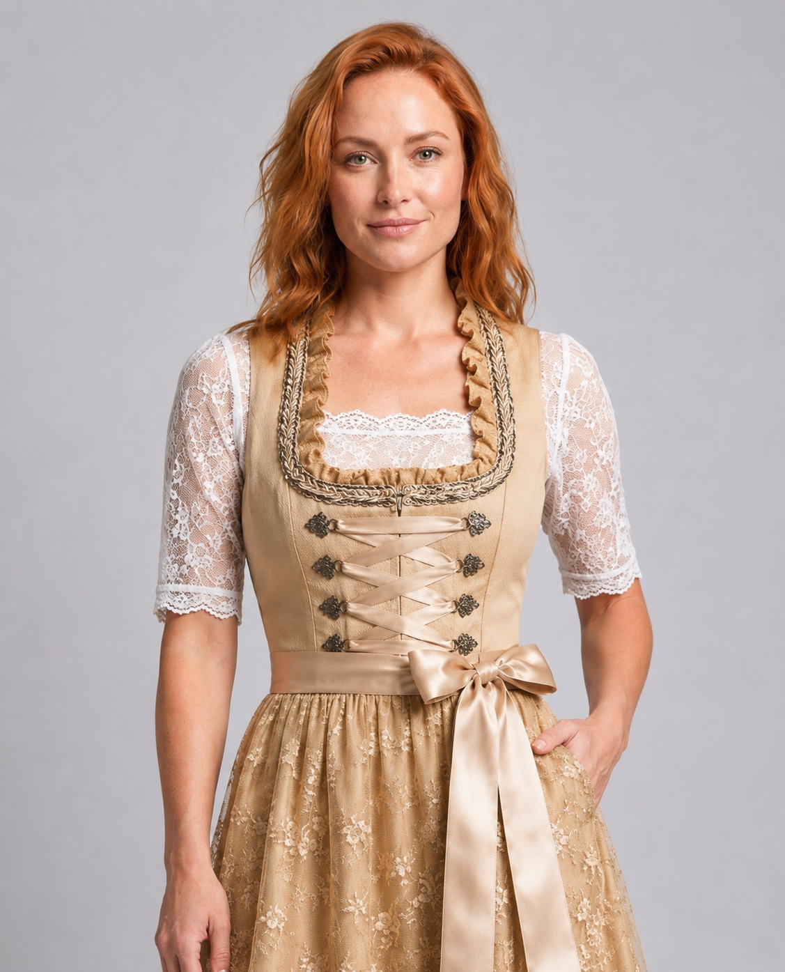 Damen Traditionelles Dirndlkleid mit Schnürmieder, Schürze & Spitzenbluse | R&B