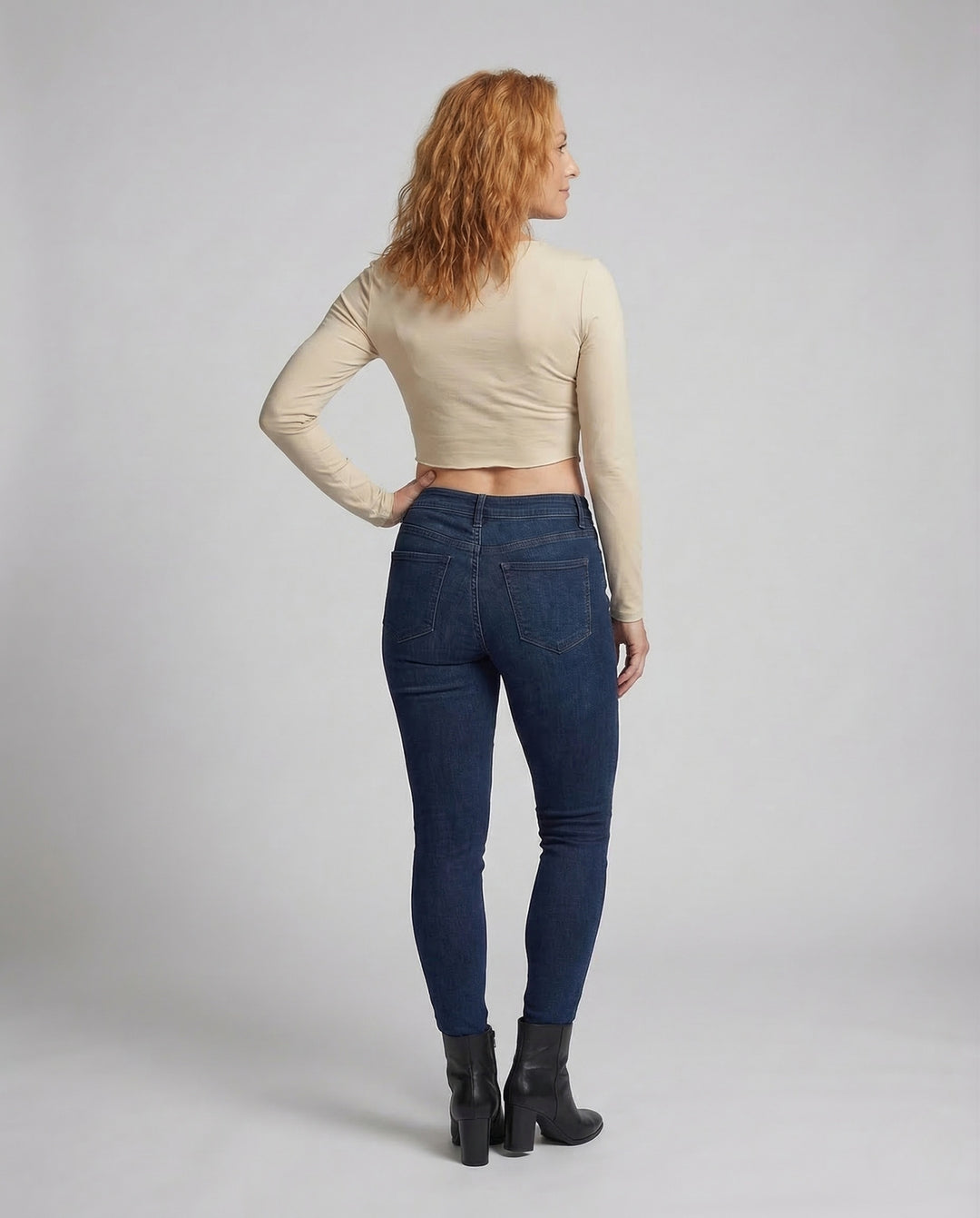 Product 15533354058058 - back_view