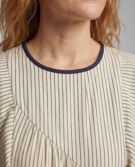 Product 15533359104330 - close_up_detail