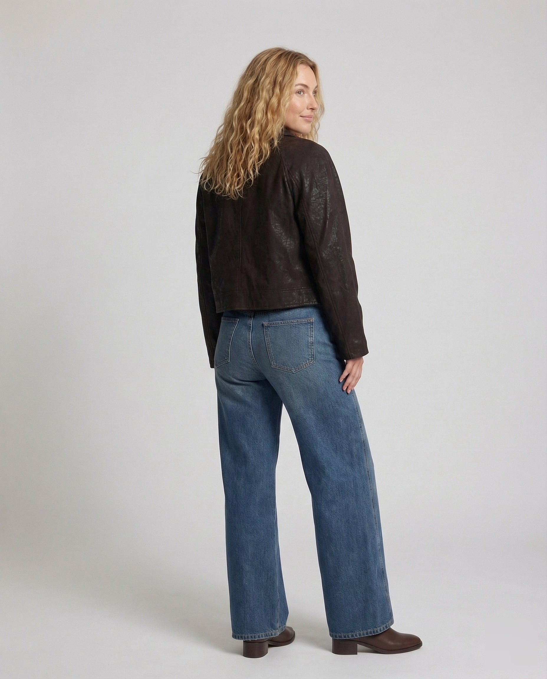 Product 15535315648842 - back_view
