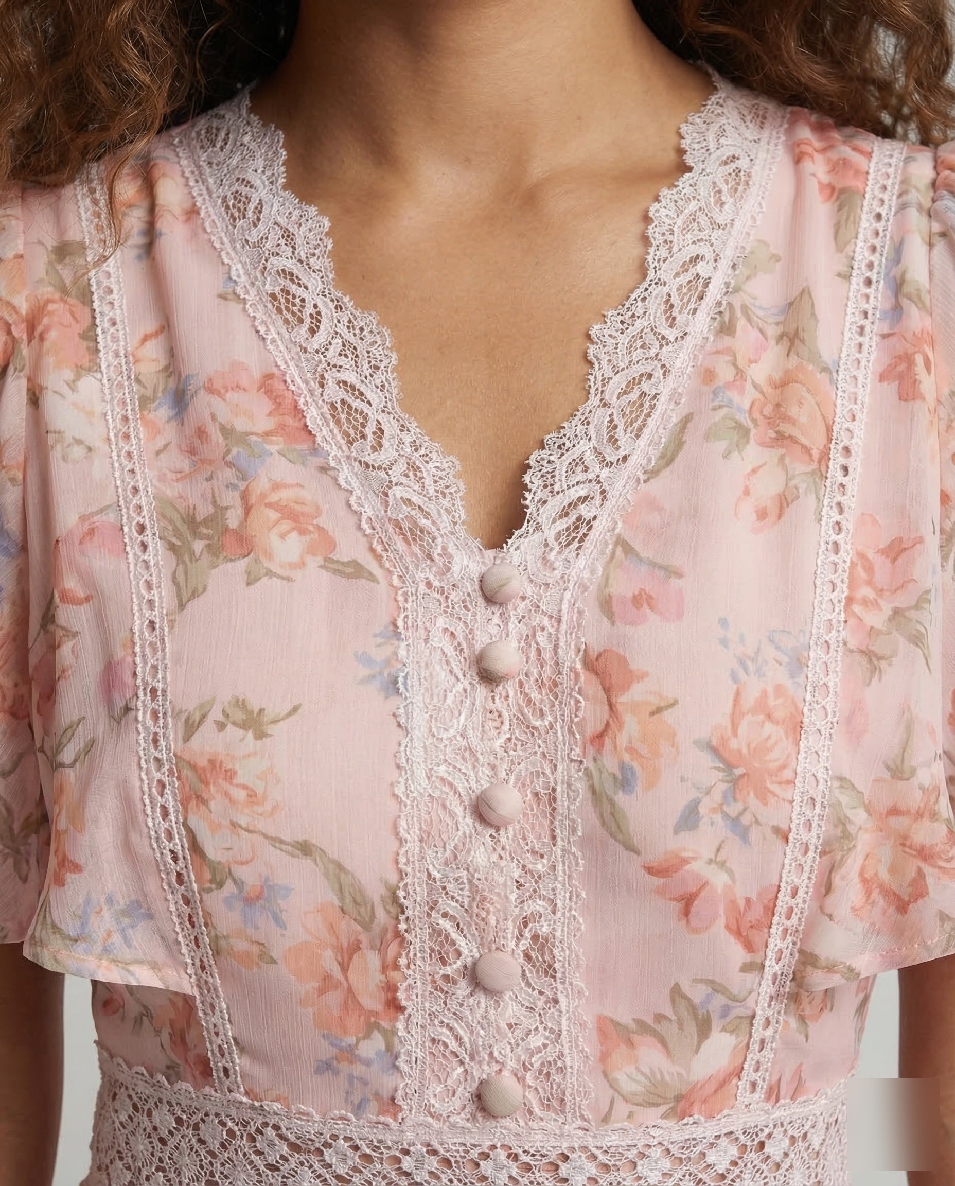 Product 15535325937994 - close_up_detail