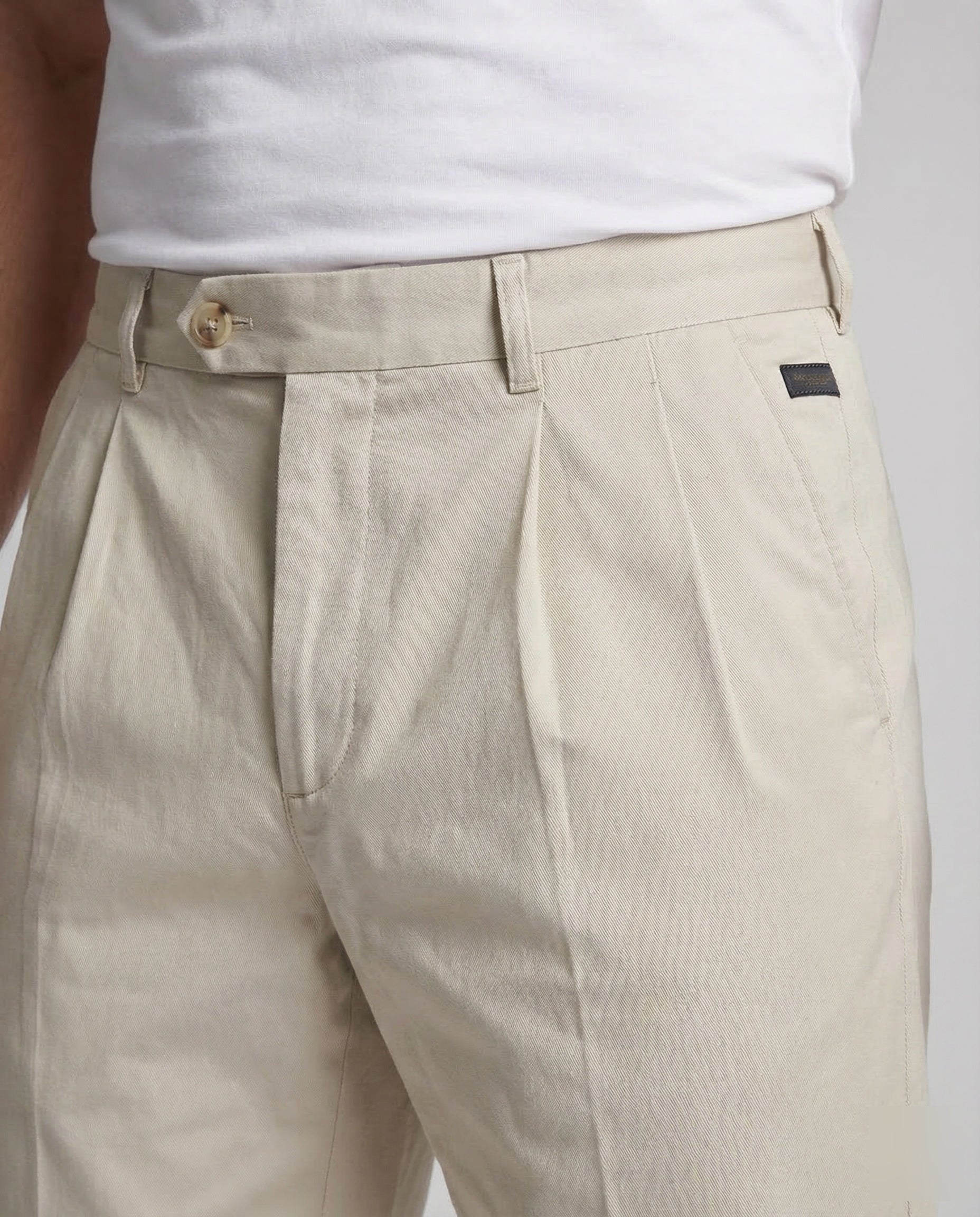Product 15535328100682 - close_up_detail