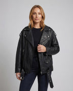 Product 15535332229450 - upper_body