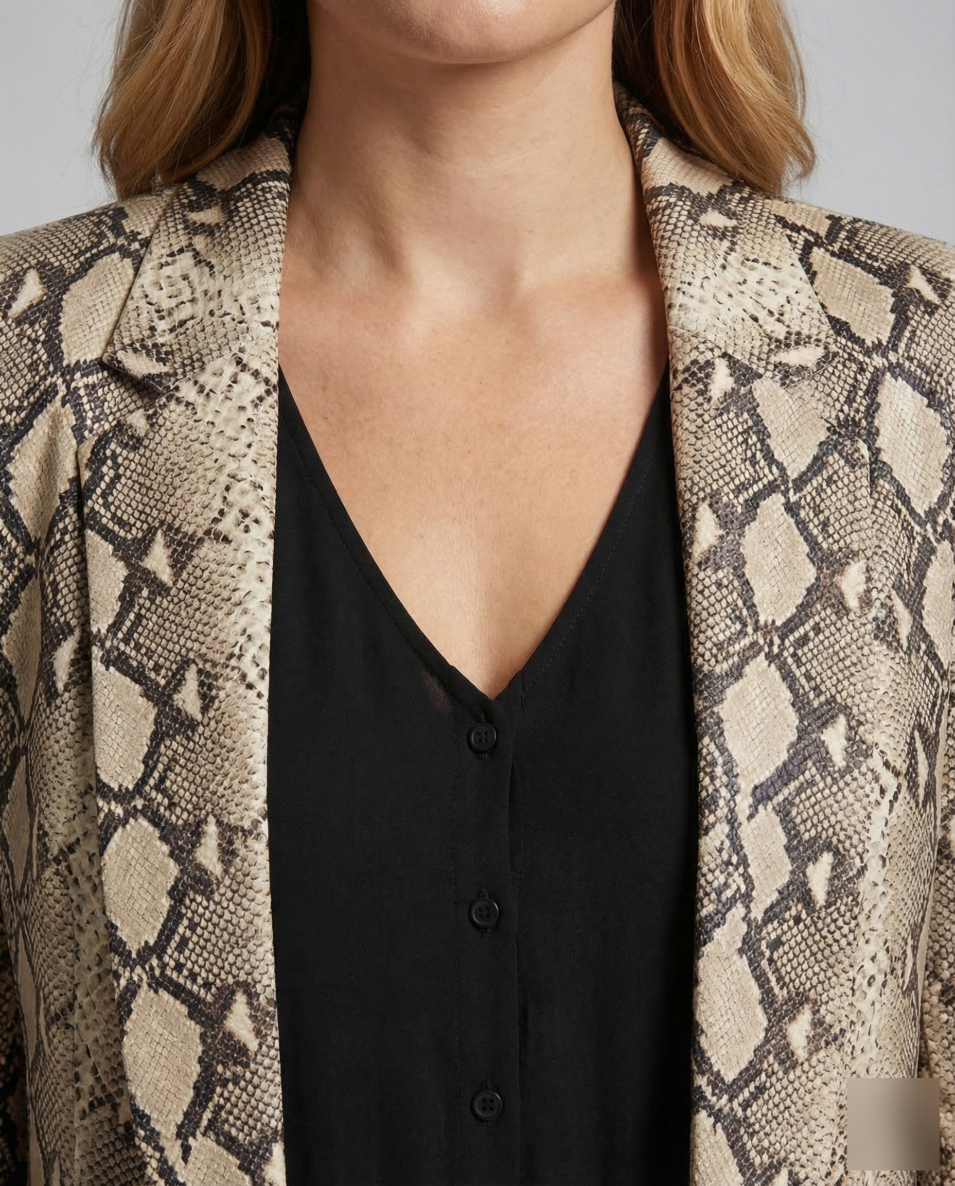 Product 15535332491594 - close_up_detail