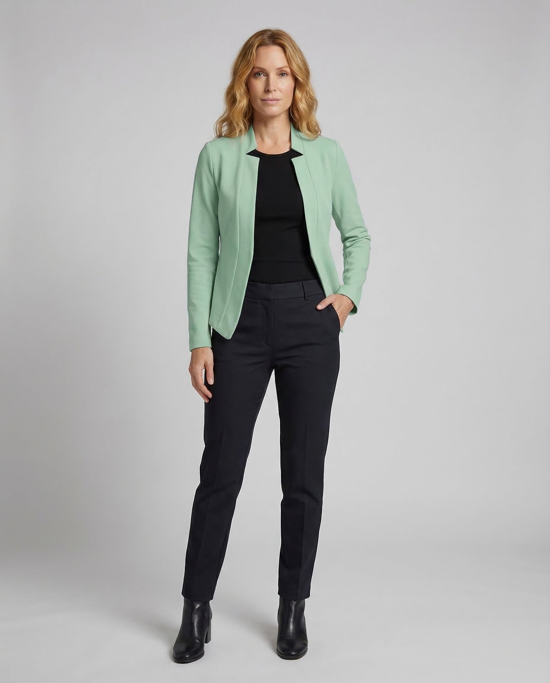Product 15535332917578 - full_body_front