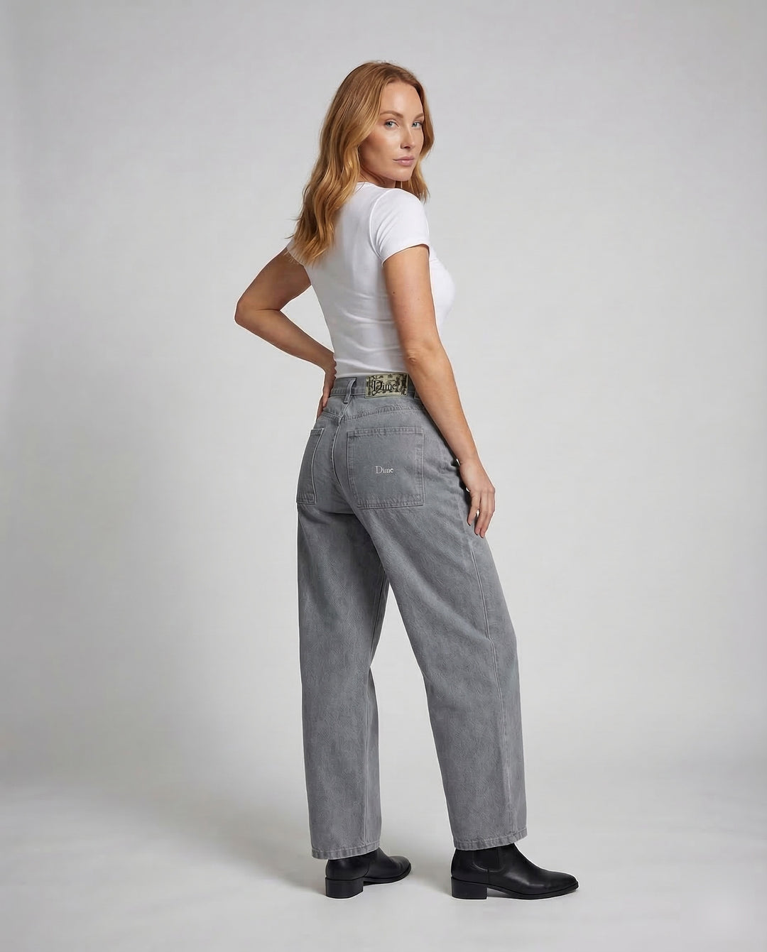 Product 15535348973898 - back_view