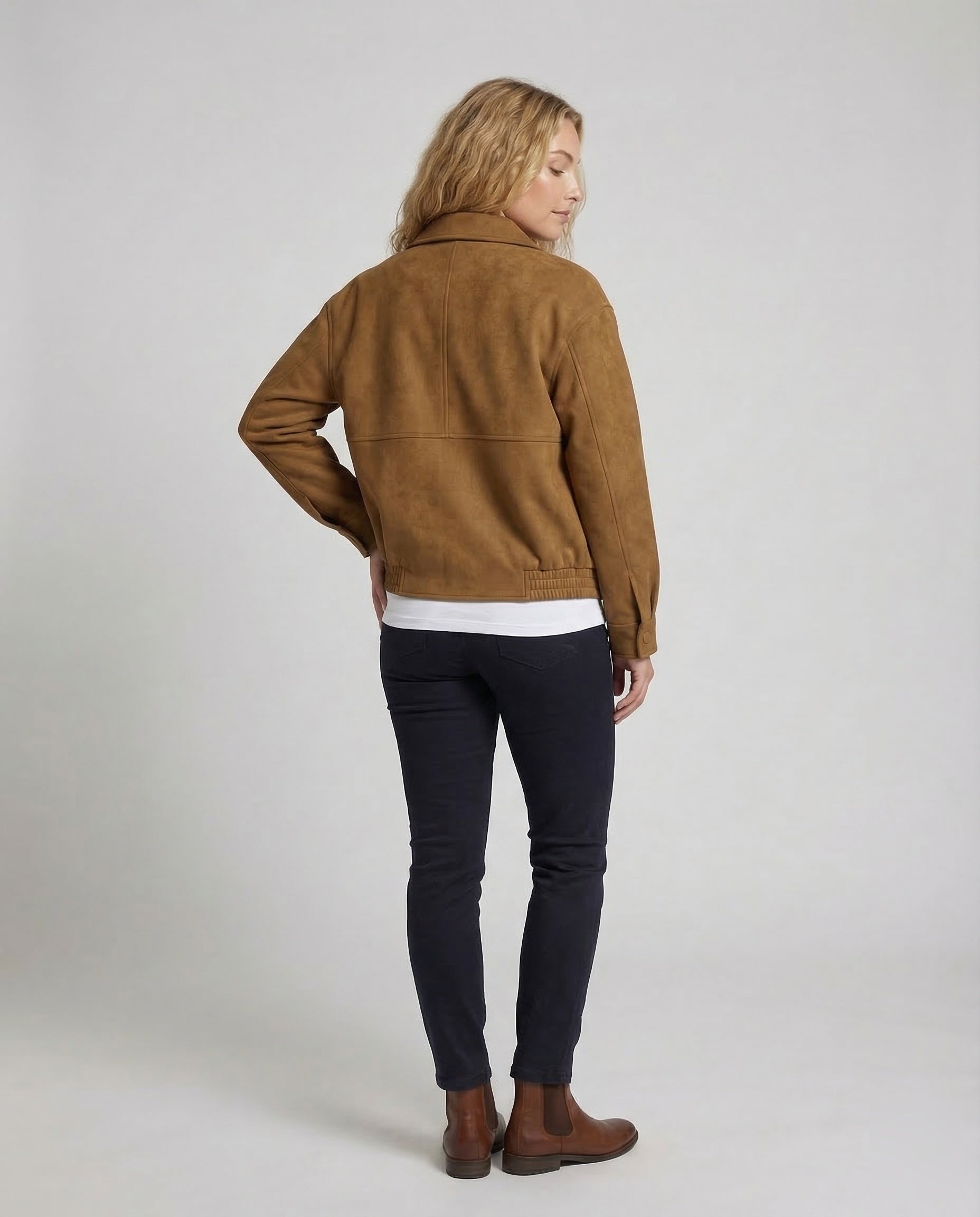 Product 15537183424842 - back_view