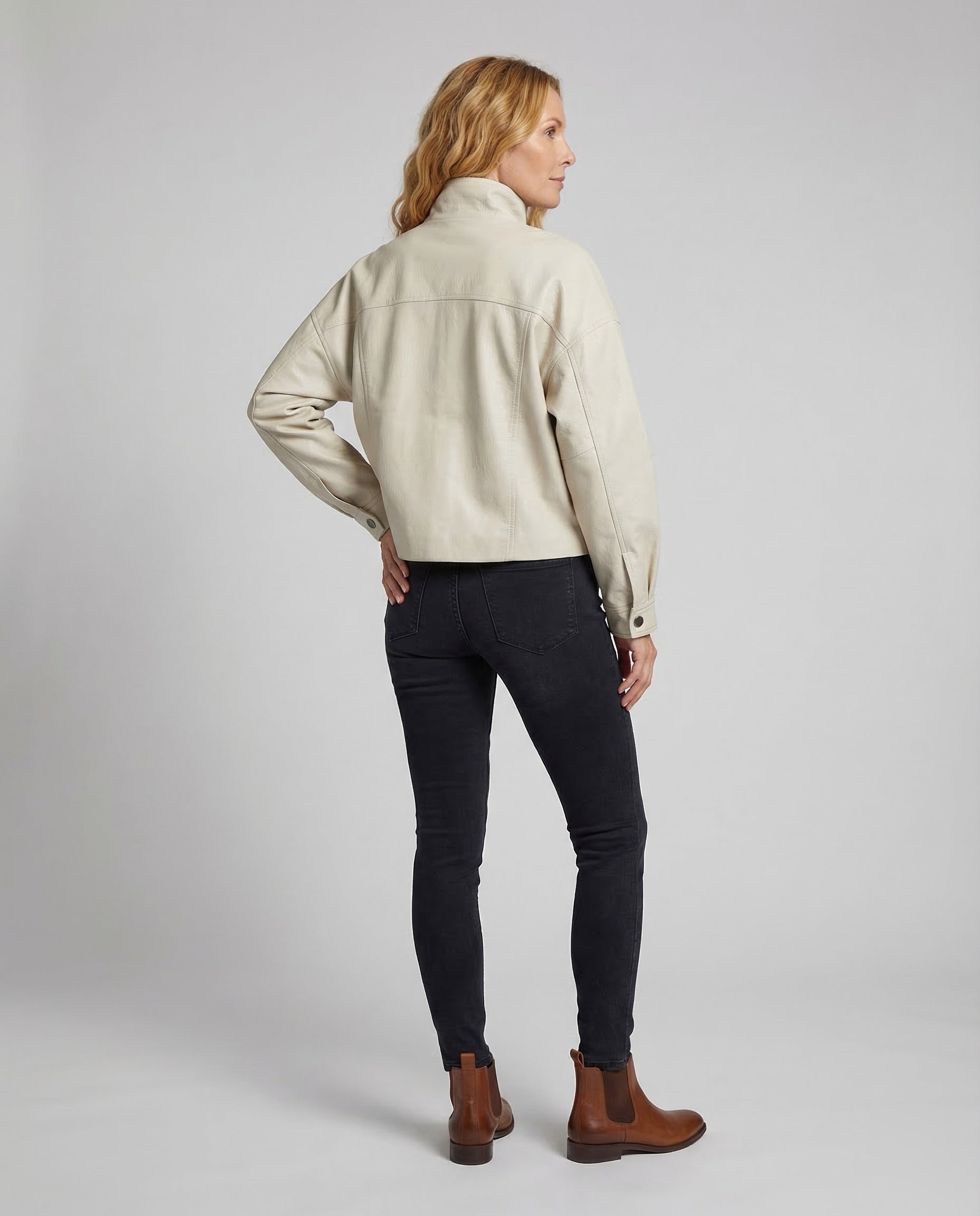 Product 15537183785290 - back_view