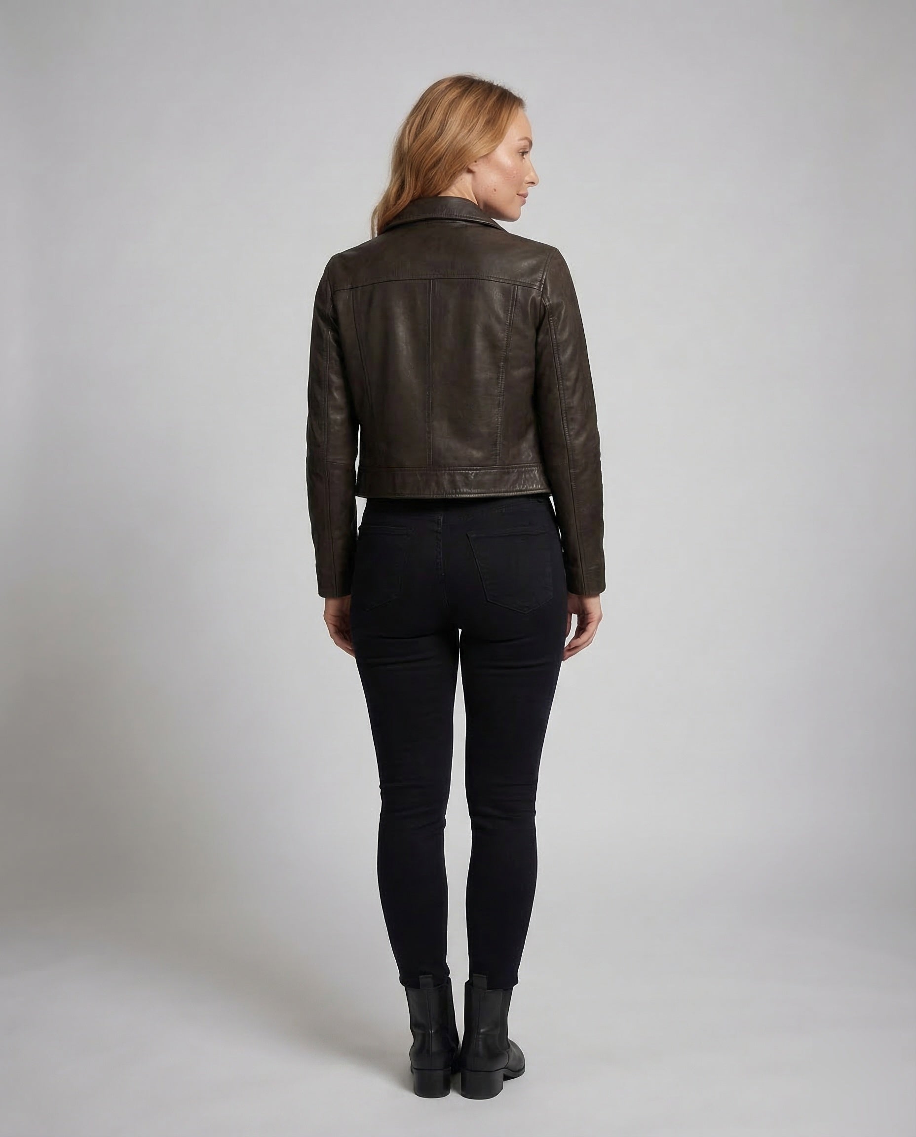 Product 15537184047434 - back_view
