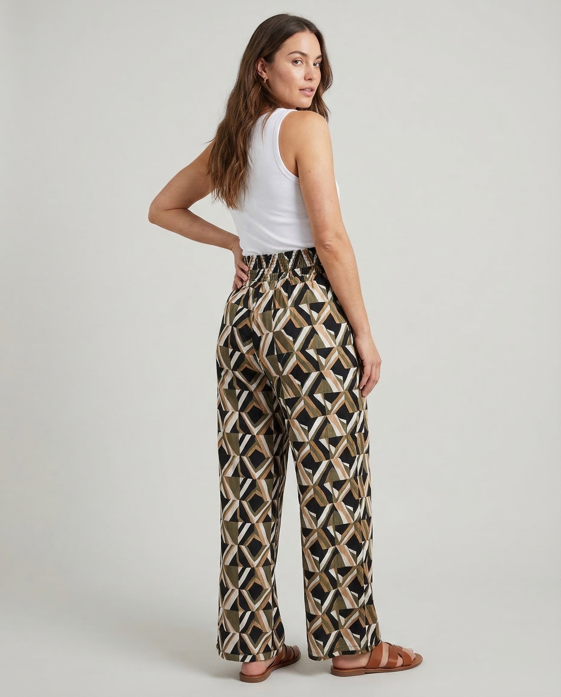 Product 15537187946826 - back_view
