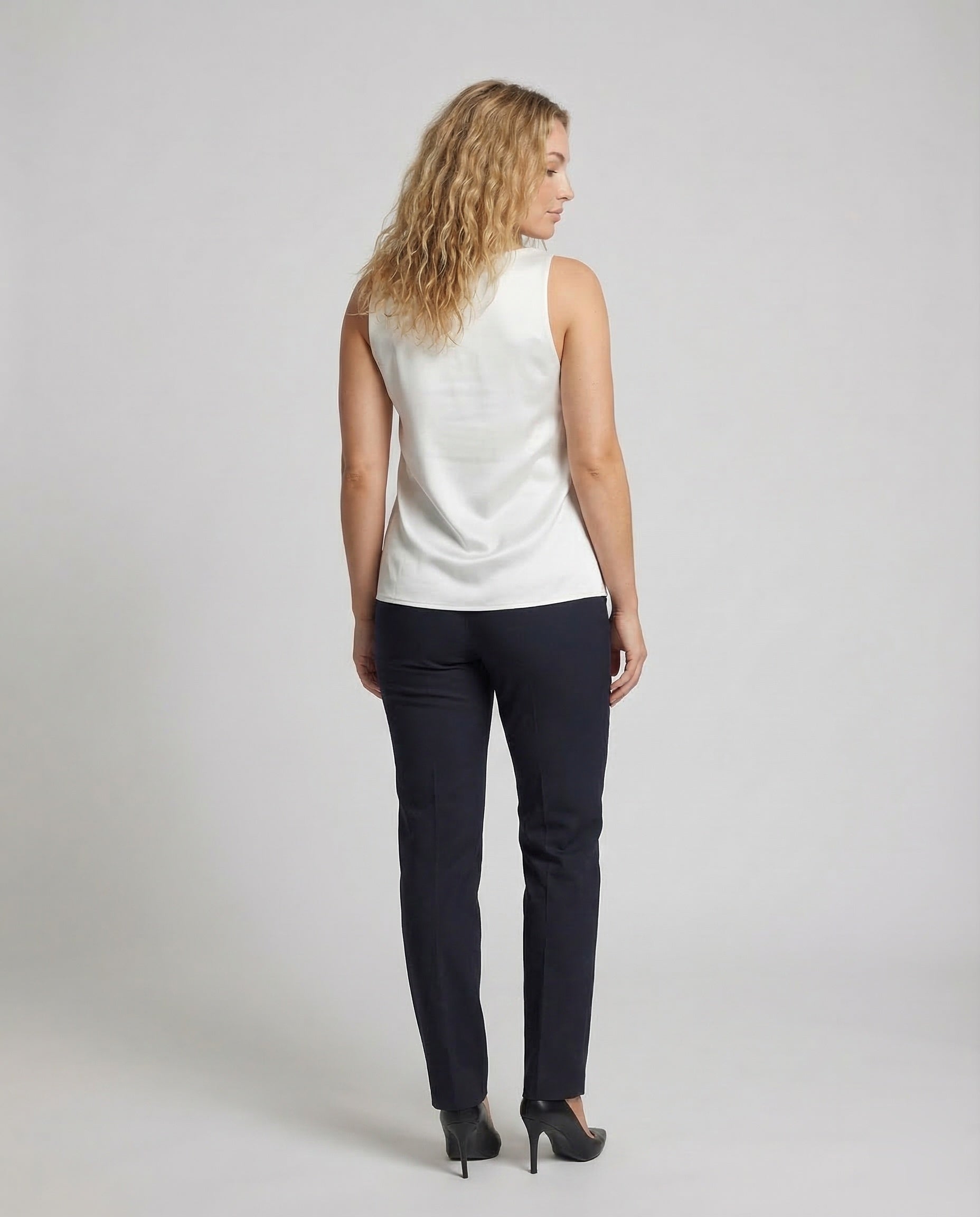 Product 15537195286858 - back_view