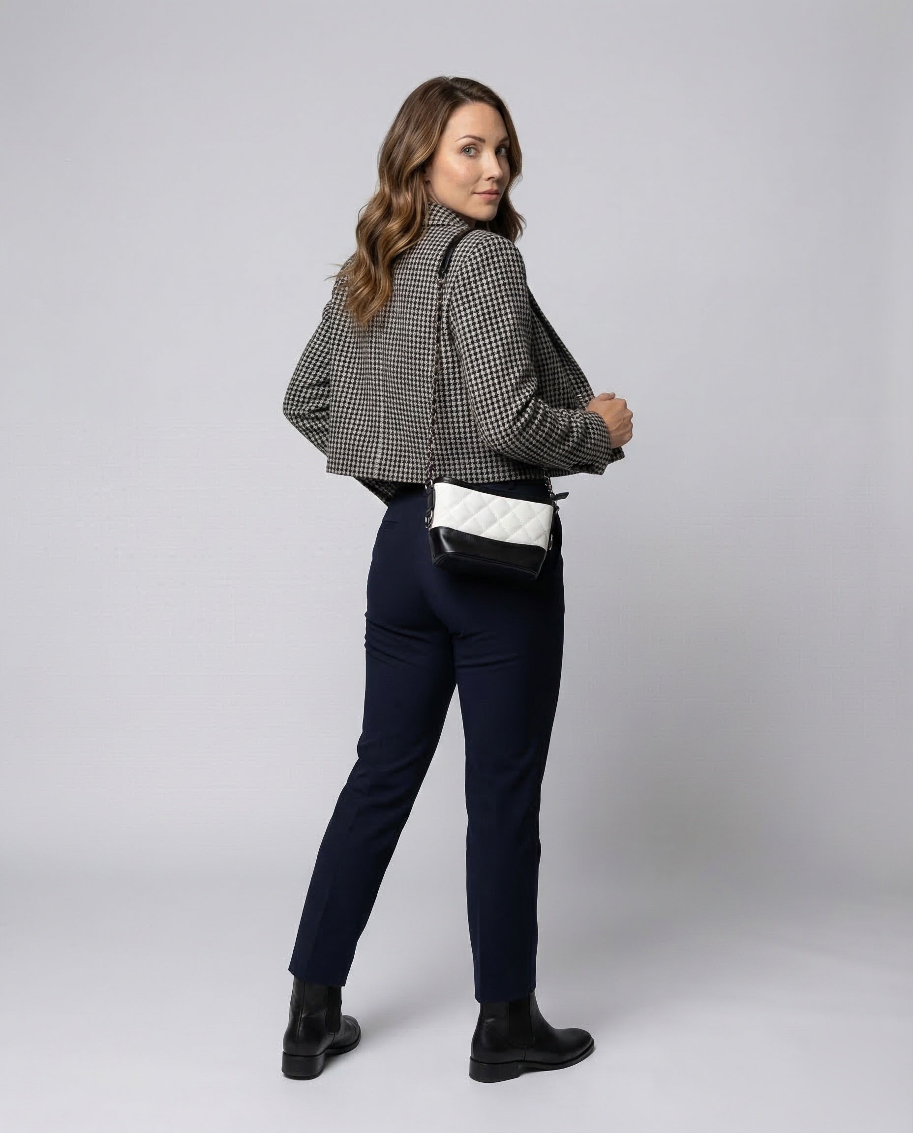 Product 15537196237130 - back_view