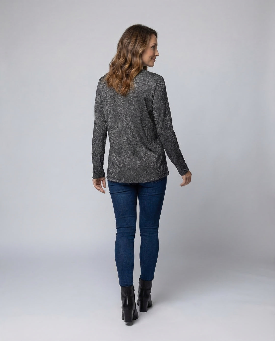 Product 15537196695882 - back_view