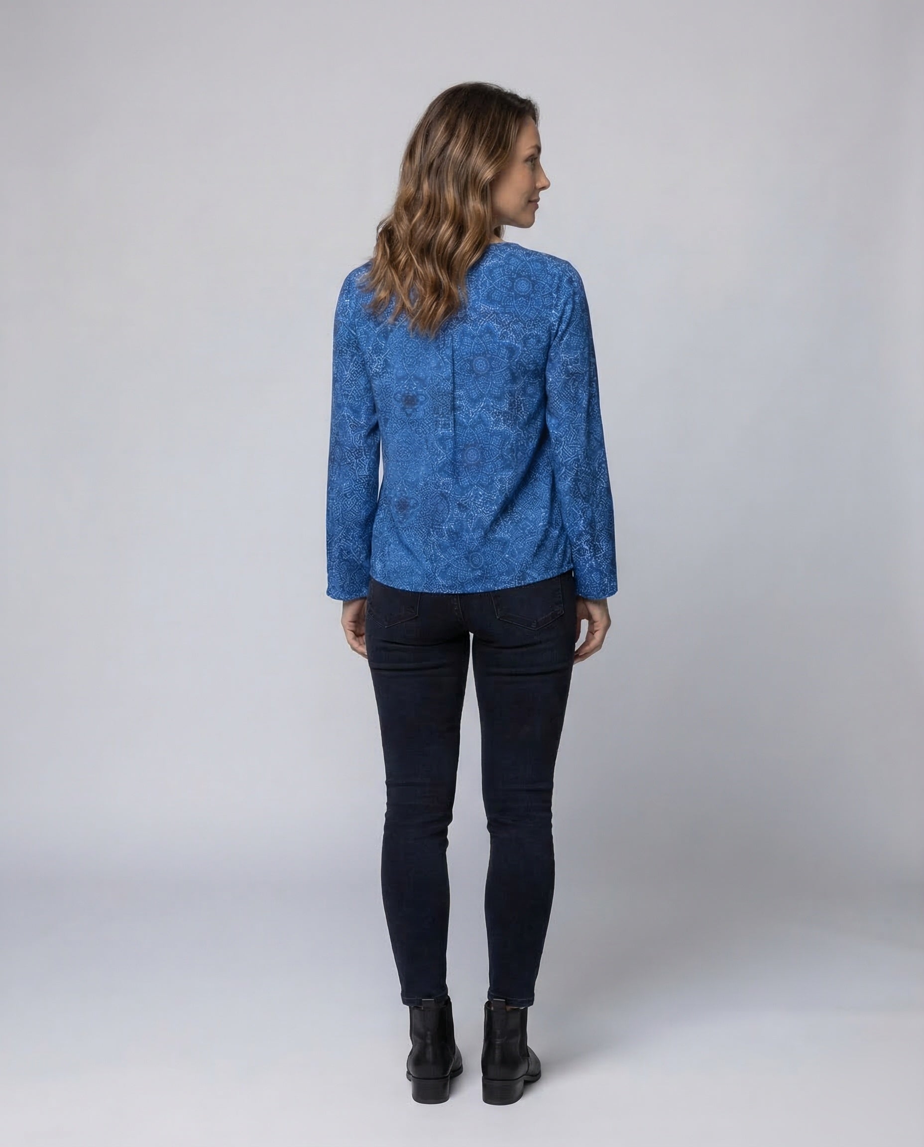 Product 15537202757962 - back_view