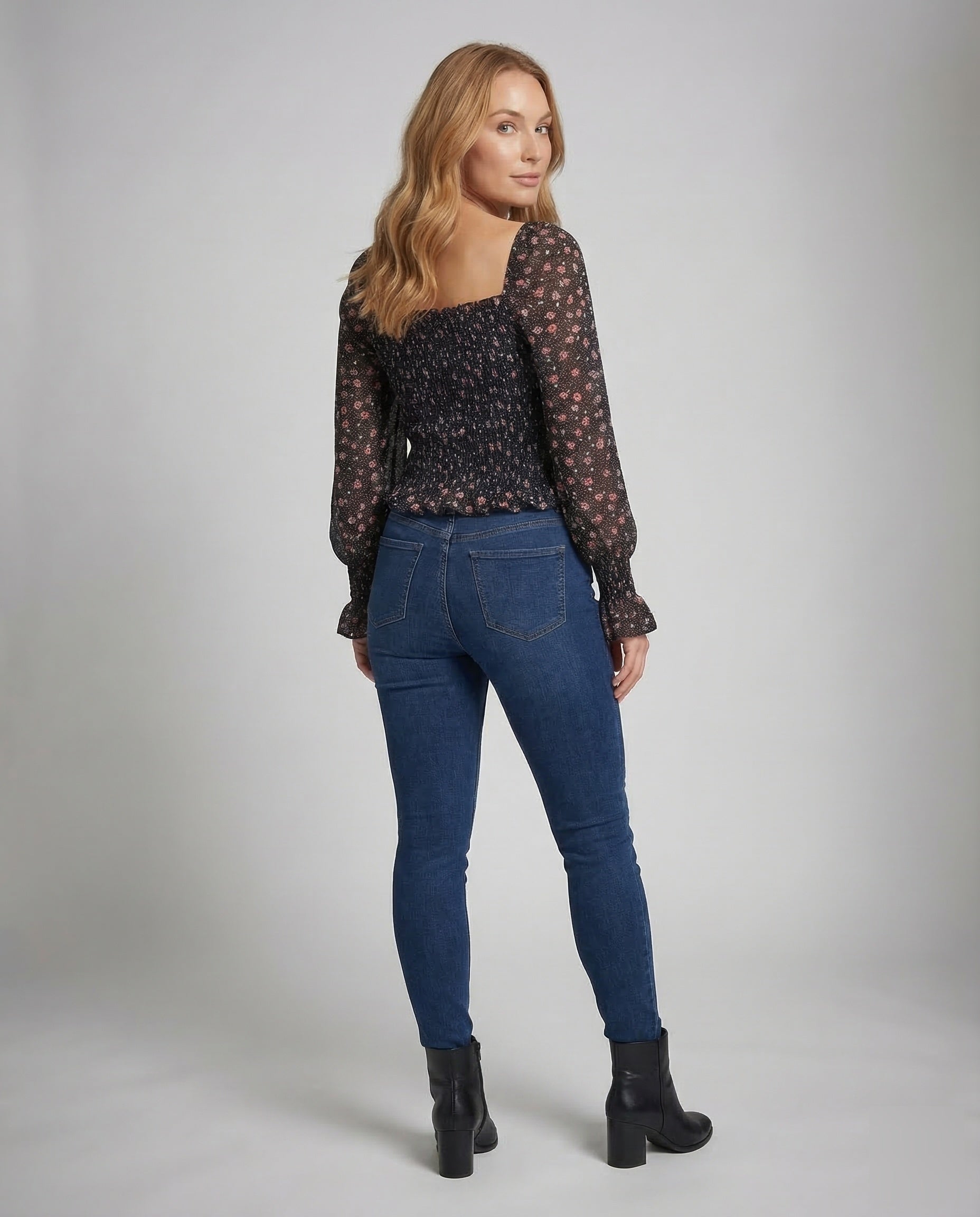 Product 15537209934154 - back_view