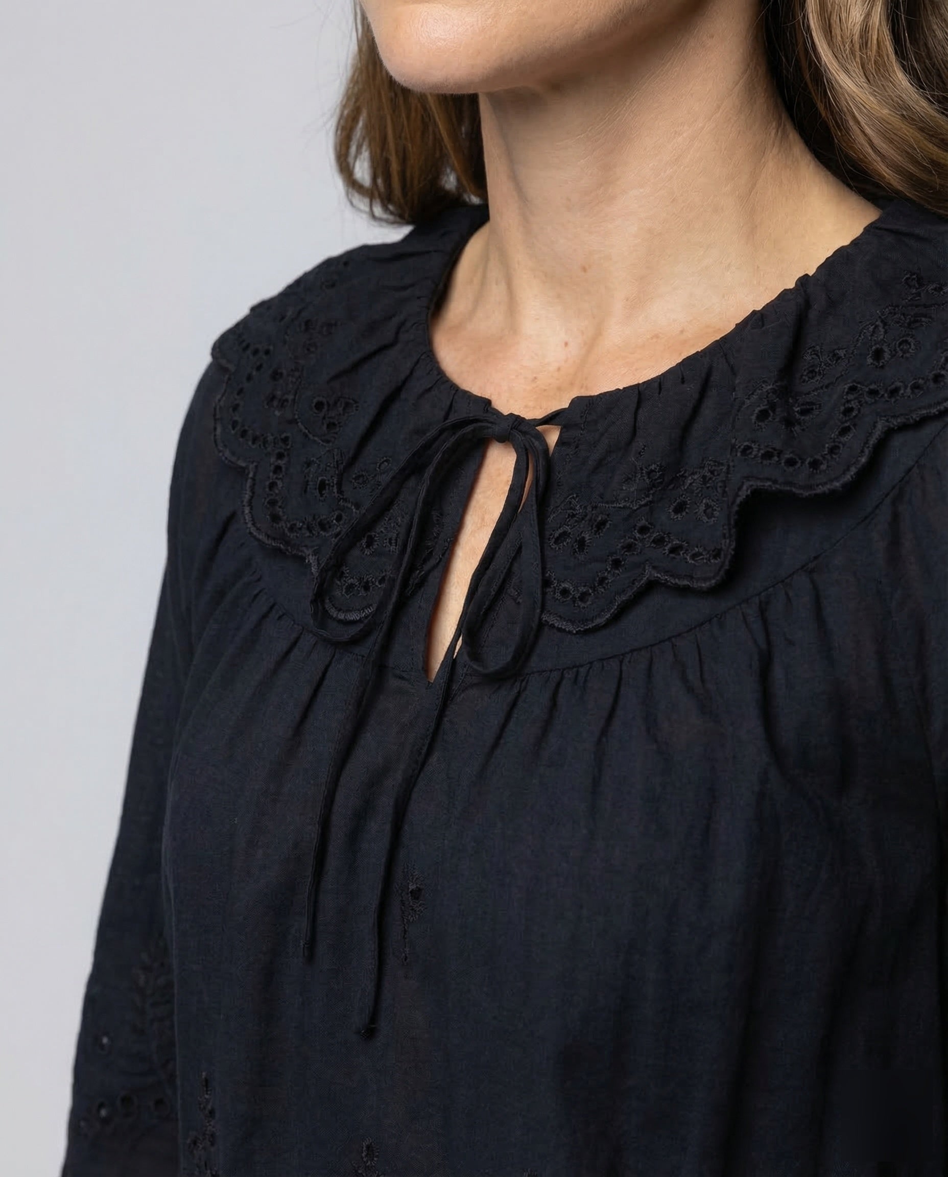 Product 15537211113802 - close_up_detail